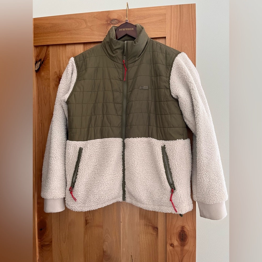 Billabong jacket- A Div Campside Zip Up Jacket- white with olive green top